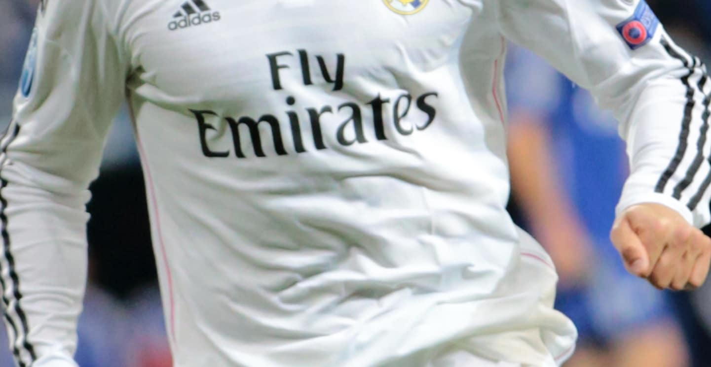 real madrid sponsoring maillot prolongation emirates