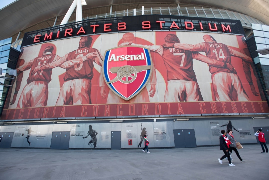 arsenal sponsoring manche débat