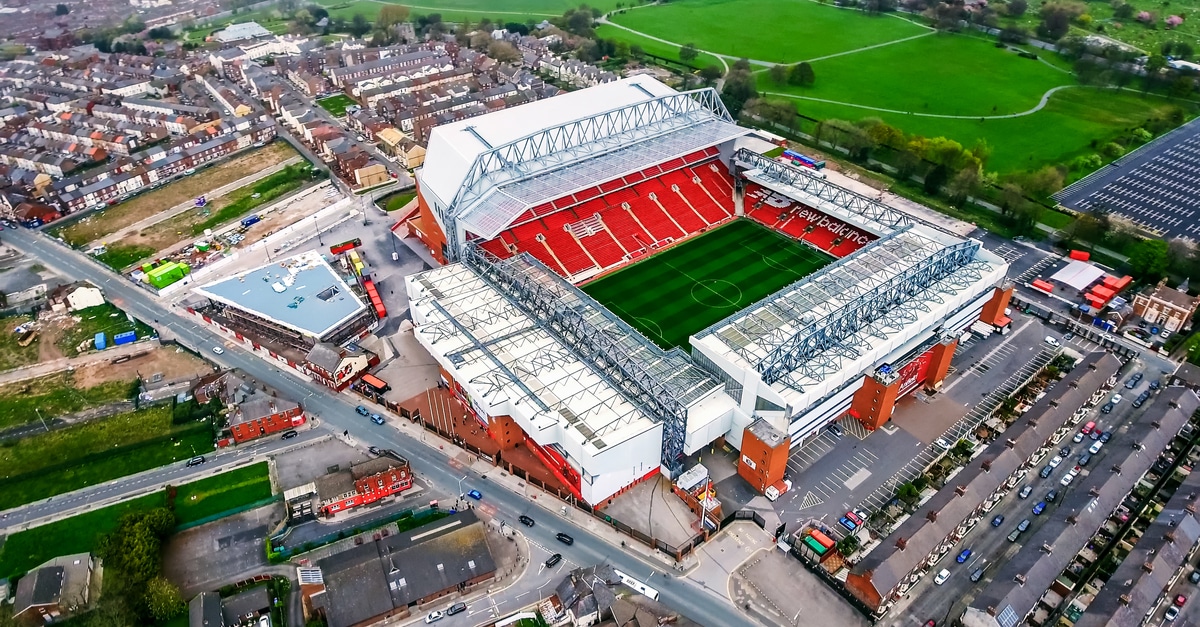 Liverpool FC élargissement activités anfield road