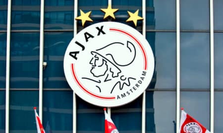 ajax amsterdam petit profit