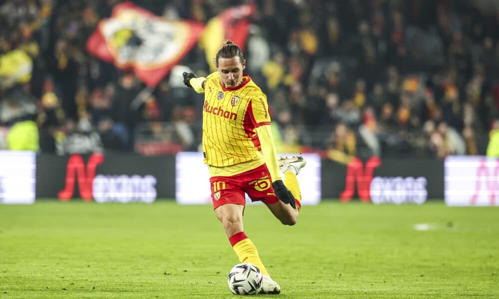 Comment le RC Lens façonne sa présence médiatique ?